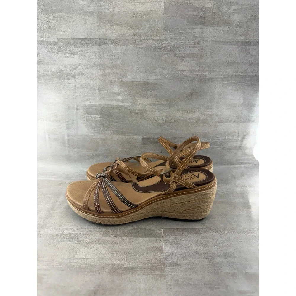 Clarks artisan collection